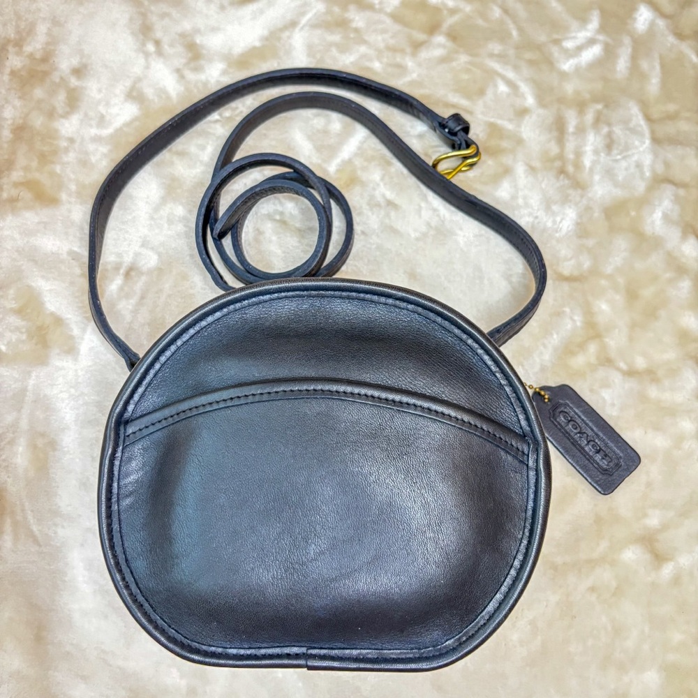 💙 100% Authentic VINTAGE Coach Mini Canteen #9982 in Navy Blue colour, year 1995